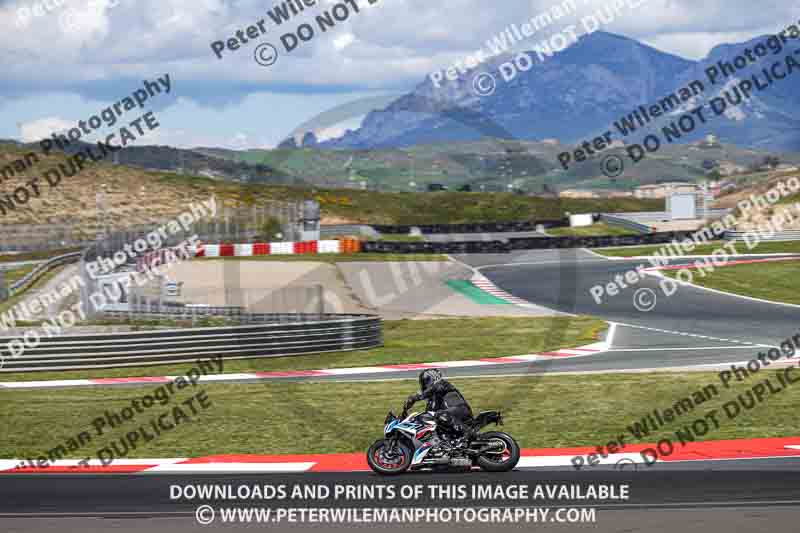 cadwell no limits trackday;cadwell park;cadwell park photographs;cadwell trackday photographs;enduro digital images;event digital images;eventdigitalimages;navarra;no limits trackdays;peter wileman photography;racing digital images;trackday digital images;trackday photos